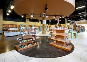Henderson-Incorporated-Williamsburg-Pottery-4